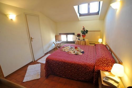 Hotel Delizia Genovese 蒙特卡蒂尼泰尔梅 外观 照片